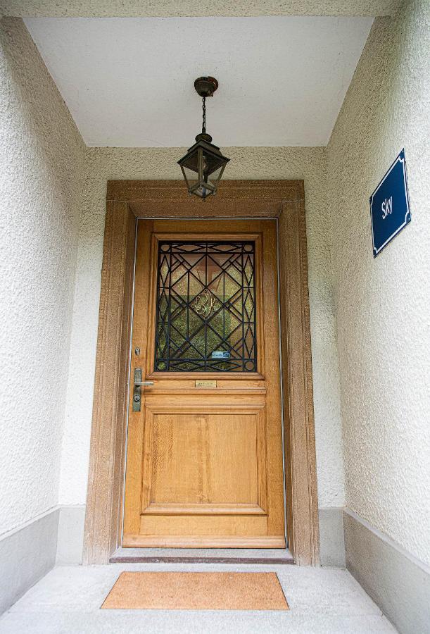 Boutique J87
